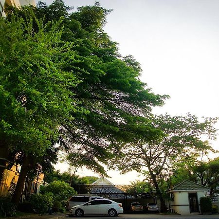 Baan Boonanan Apartment Rangsit Bagian luar foto